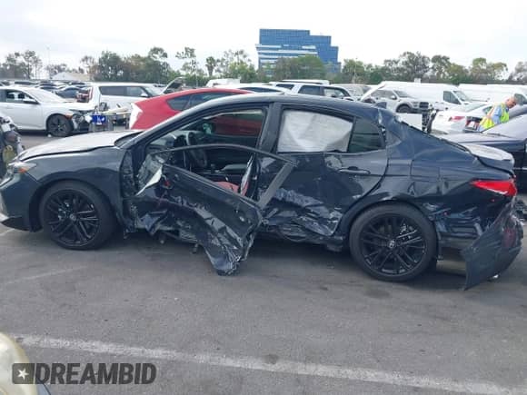 2025 Toyota Camry SE с VIN 4T1DAACK5SU096944, выставлен на аукционе IAAI как лот 43067070 с пробегом 12 018 миль миль и . История ставок и продаж доступна на DreamBid. Изображение 15.