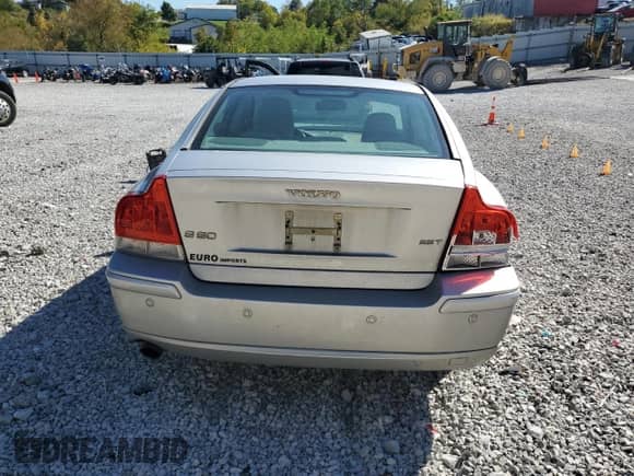 2007 Volvo S60 2.5L Turbo с VIN YV1RS592672614577, выставлен на аукционе Copart как лот 86881345 с пробегом 197 057 миль миль и Списание • Salvage title. История ставок и продаж доступна на DreamBid. Изображение 6.