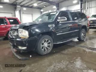 2009 Cadillac Escalade with VIN 1GYFK43559R128773, listed as a Copart auction lot 55786245 with 169,257 mi miles and Salvage title. Bid and sale history available at DreamBid. Image 1.