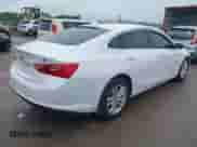 2018 Chevrolet Malibu Hybrid с VIN 1G1ZF5SU1JF282305, выставлен на аукционе IAAI как лот 42166723 с пробегом 188 748 миль миль и . История ставок и продаж доступна на DreamBid. Изображение 4.