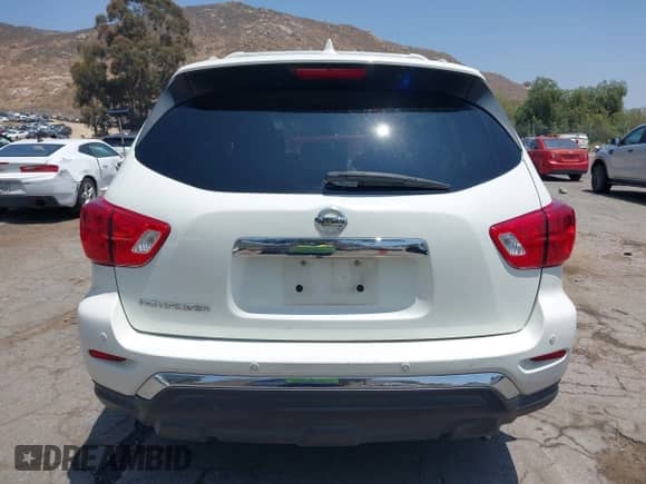 2020 Nissan Pathfinder S с VIN 5N1DR2AN7LC618170, выставлен на аукционе IAAI как лот 42465668 с пробегом 88 176 миль миль и . История ставок и продаж доступна на DreamBid. Изображение 16.