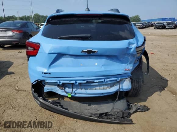 2024 Chevrolet Trax 2RS с VIN KL77LJE2XRC053836, выставлен на аукционе Copart как лот 68518845 с пробегом 44 849 миль миль и На запчасти • Non repairable. История ставок и продаж доступна на DreamBid. Изображение 6.