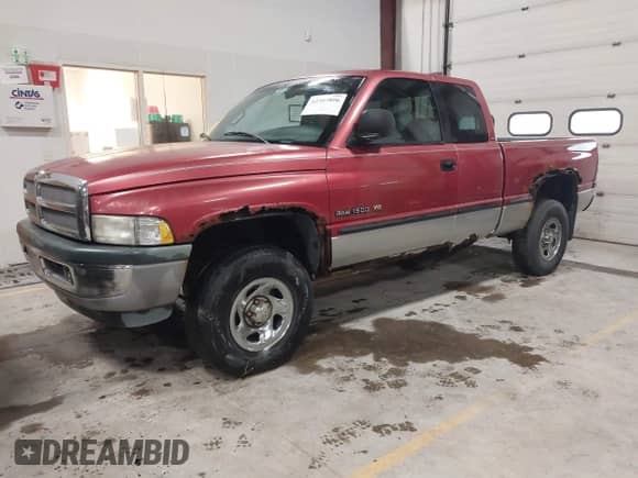1998 Dodge 1500 с VIN 3B7HF12Z5WM236328, выставлен на аукционе IAAI как лот 42307896 с пробегом 134 476 миль миль и . История ставок и продаж доступна на DreamBid. Изображение 2.