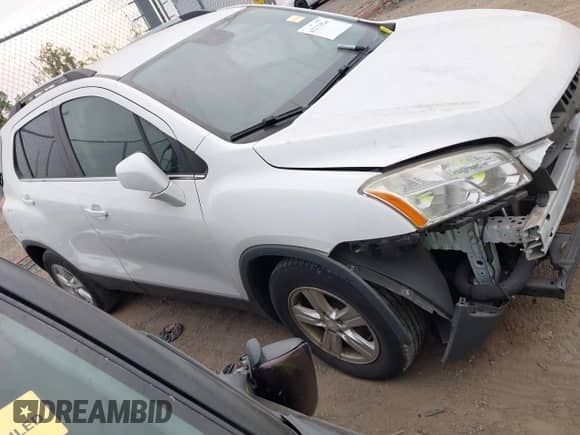 2015 Chevrolet Trax LT with VIN 3GNCJLSB4FL256154, listed as a IAAI auction lot 43273524 with 72,460 mi miles and . Bid and sale history available at DreamBid. Image 14.
