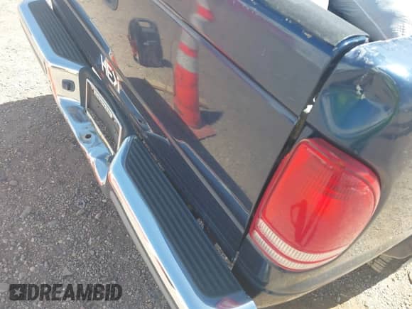 2002 Dodge Dakota SLT с VIN 1B7HL48N32S708719, выставлен на аукционе IAAI как лот 42027763 с пробегом 217 797 миль миль и . История ставок и продаж доступна на DreamBid. Изображение 6.