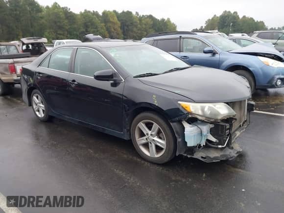 2014 Toyota Camry SE с VIN 4T1BF1FK1EU371069, выставлен на аукционе IAAI как лот 43332630 с пробегом 168 615 миль миль и . История ставок и продаж доступна на DreamBid. Изображение 1.