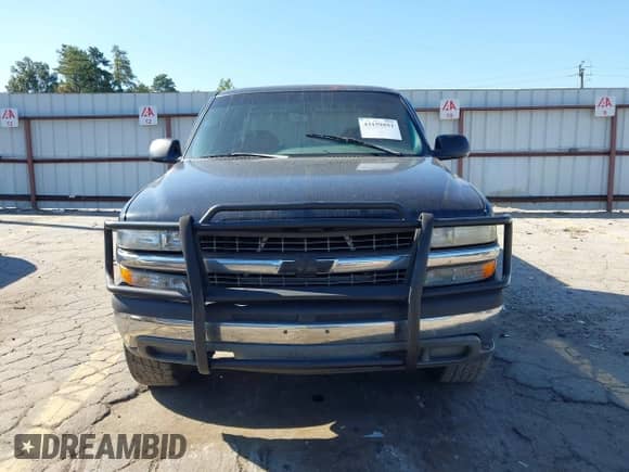 2000 Chevrolet Silverado 1500 LS z VIN 2GCEC19TXY1227986, wystawiony jako IAAI lot #43159851 z przebiegiem 300 863 mil mil oraz . Historia ofert i sprzedaży dostępna na DreamBid. Obrazek 12.