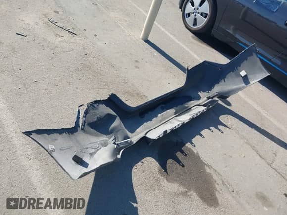 2023 Toyota Camry SE z VIN 4T1G11AK1PU835427, wystawiony jako IAAI lot #43400628 z przebiegiem 48 114 mil mil oraz . Historia ofert i sprzedaży dostępna na DreamBid. Obrazek 11.