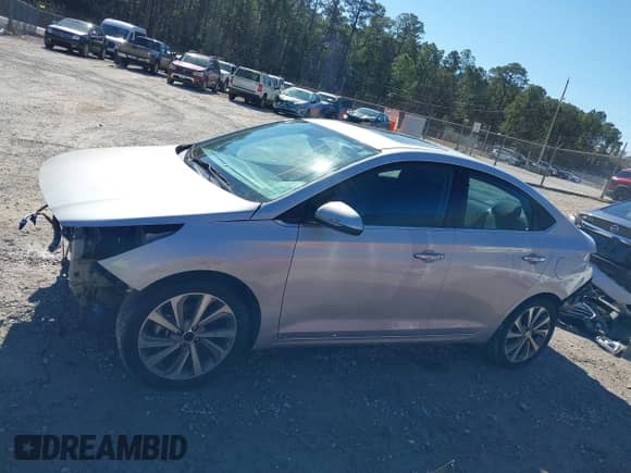 2021 Hyundai Accent Limited с VIN 3KPC34A62ME134438, выставлен на аукционе IAAI как лот 41412917 с пробегом 140 547 миль миль и . История ставок и продаж доступна на DreamBid. Изображение 15.