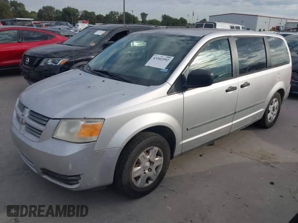 2008 Dodge Grand Caravan SE с VIN 2D8HN44H88R633943, выставлен на аукционе IAAI как лот 43302592 с пробегом 170 907 миль миль и . История ставок и продаж доступна на DreamBid. Изображение 17.