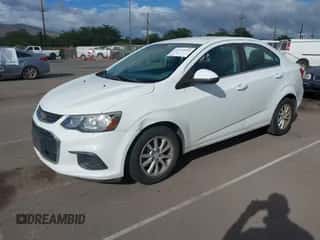 2017 Chevrolet Sonic LT z VIN 1G1JD5SG7H4128720, wystawiony jako IAAI lot #43531033 z przebiegiem 71 439 mil mil oraz . Historia ofert i sprzedaży dostępna na DreamBid. Obrazek 2.