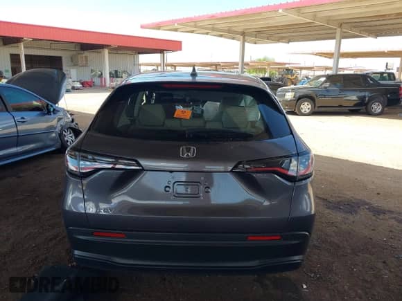 2025 Honda HR-V LX with VIN 3CZRZ1H31SM735792, listed as a IAAI auction lot 43194839 with Not provided miles and . Bid and sale history available at DreamBid. Image 17.