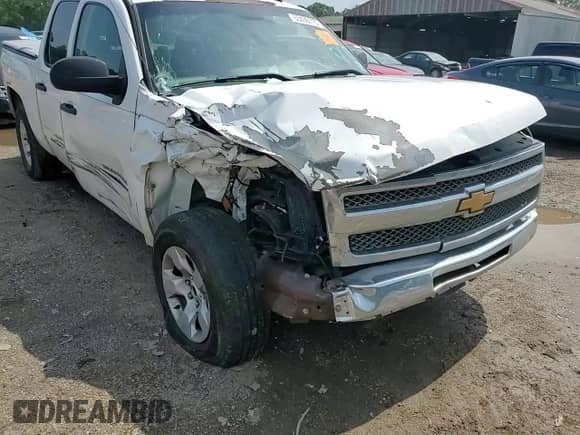 2012 Chevrolet Silverado 1500 LS z VIN 3GCPCREA4CG156926, wystawiony jako Copart lot #63436775 z przebiegiem 252 123 mil mil oraz Szkoda całkowita • Salvage title. Historia ofert i sprzedaży dostępna na DreamBid. Obrazek 13.
