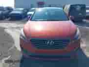 2015 Hyundai Sonata Limited с VIN 5NPE34AB4FH179725, выставлен на аукционе IAAI как лот 42729780 с пробегом 119 539 миль миль и . История ставок и продаж доступна на DreamBid. Изображение 12.