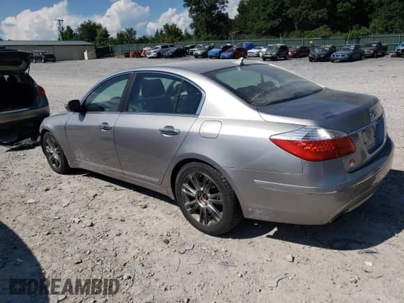2010 Hyundai Genesis with VIN KMHGC4DF2AU072514, listed as a Copart auction lot 67420815 with 168,710 mi miles and Salvage title. Bid and sale history available at DreamBid. Image 2.