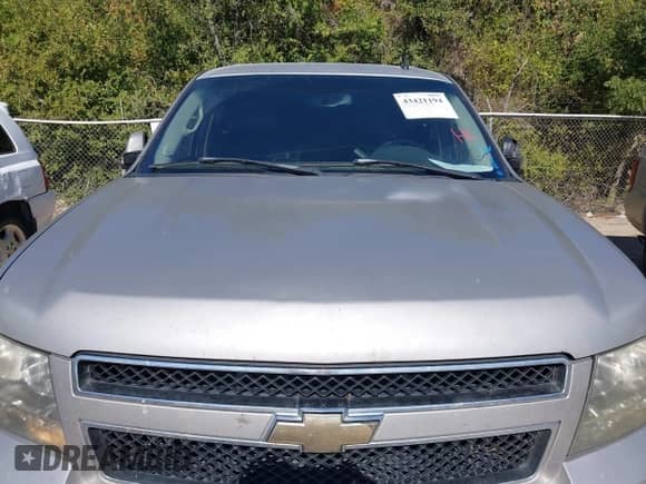 2007 Chevrolet Suburban LTZ with VIN 3GNFK16347G291594, listed as a IAAI auction lot 43421194 with 304,399 mi miles and . Bid and sale history available at DreamBid. Image 6.