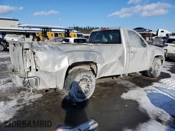 2011 GMC Sierra 1500 Work Truck z VIN 1GTN2TE04BZ293930, wystawiony jako Copart lot #89137325 z przebiegiem 105 460 mil mil oraz Szkoda całkowita • Salvage title. Historia ofert i sprzedaży dostępna na DreamBid. Obrazek 3.