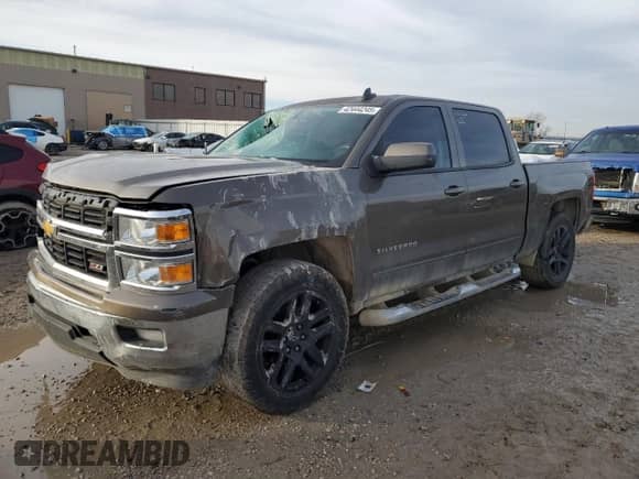 2015 Chevrolet Silverado 1500 LT с VIN 3GCUKREC1FG224367, выставлен на аукционе Copart как лот 42444245 с пробегом 142 983 миль миль и Списание • Salvage title. История ставок и продаж доступна на DreamBid. Изображение 1.