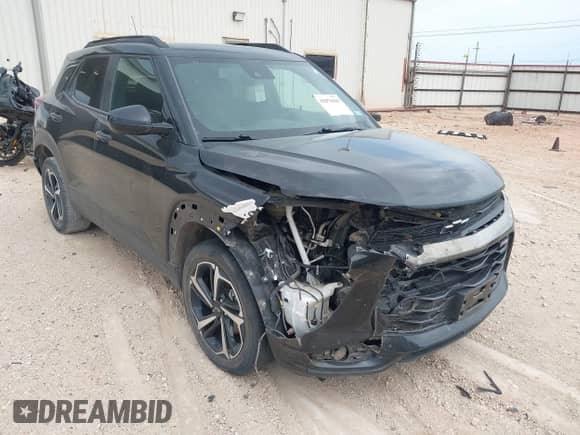 2022 Chevrolet TrailBlazer RS z VIN KL79MTSL3NB069097, wystawiony jako IAAI lot #42970183 z przebiegiem 123 655 mil mil oraz . Historia ofert i sprzedaży dostępna na DreamBid. Obrazek 6.