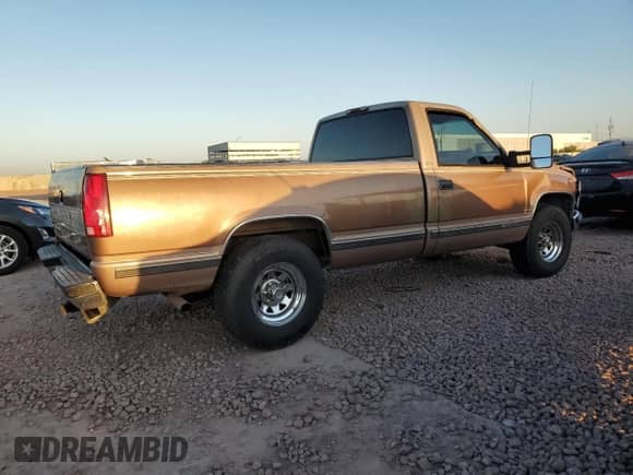 1994 Chevrolet Silverado 2500 with VIN 1GCFC24K6RE177094, listed as a Copart auction lot 52831725 with 196,080 mi miles and Salvage title. Bid and sale history available at DreamBid. Image 3.