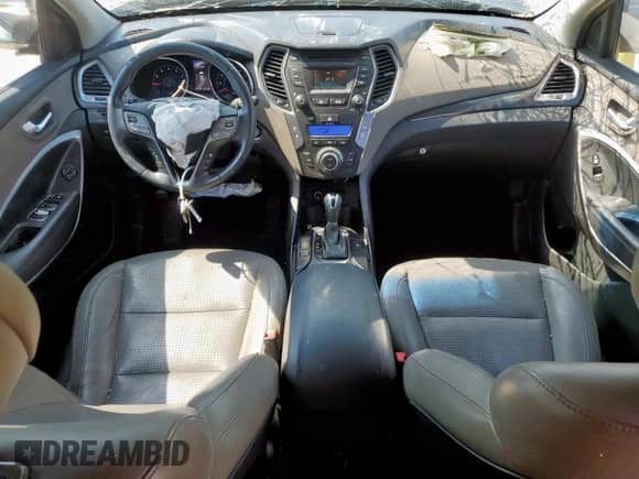2013 Hyundai Santa Fe Sport с VIN 5XYZU3LB9DG100995, выставлен на аукционе Copart как лот 68873555 с пробегом 211 361 миль миль и Списание • Salvage title. История ставок и продаж доступна на DreamBid. Изображение 8.