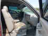 2000 GMC Sierra 1500 SLE z VIN 1GTEK19T8YE372008, wystawiony jako IAAI lot #42396118 z przebiegiem 376 330 mil mil oraz . Historia ofert i sprzedaży dostępna na DreamBid. Obrazek 5.