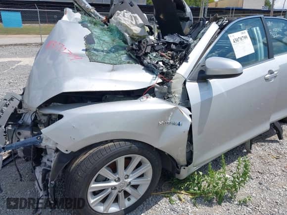 2013 Toyota Camry LE z VIN 4T1BD1FK5DU096620, wystawiony jako IAAI lot #43070799 z przebiegiem Nie podano mil oraz . Historia ofert i sprzedaży dostępna na DreamBid. Obrazek 6.