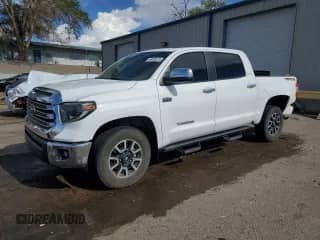 2019 Toyota Tundra SR5 с VIN 5TFHY5F11KX822969, выставлен на аукционе Copart как лот 56008675 с пробегом 74 558 миль миль и Списание • Salvage title. История ставок и продаж доступна на DreamBid. Изображение 1.