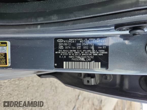 2013 Hyundai Accent GS z VIN KMHCT5AE2DU076292, wystawiony jako Copart lot #82301495 z przebiegiem 103 746 mil mil oraz Szkoda całkowita • Salvage title. Historia ofert i sprzedaży dostępna na DreamBid. Obrazek 12.