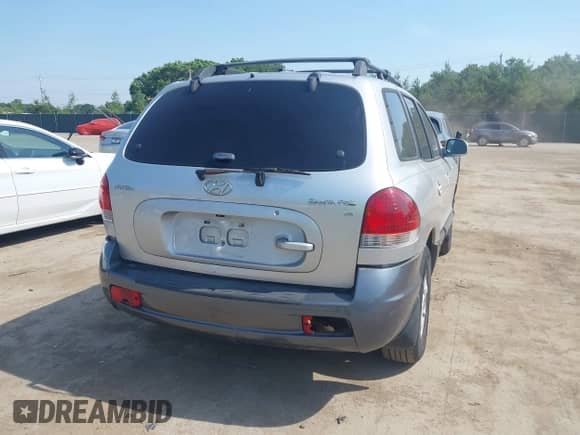 2006 Hyundai Santa Fe GLS с VIN KM8SC13D06U033713, выставлен на аукционе IAAI как лот 42669887 с пробегом Не указан миль и . История ставок и продаж доступна на DreamBid. Изображение 6.