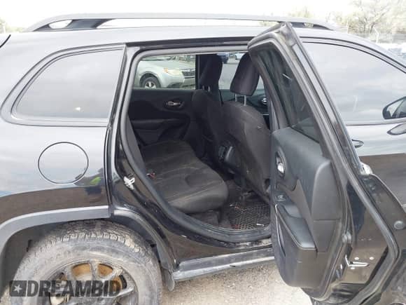 2016 Jeep Cherokee Latitude с VIN 1C4PJMCB9GW210460, выставлен на аукционе IAAI как лот 43220923 с пробегом 116 217 миль миль и . История ставок и продаж доступна на DreamBid. Изображение 8.