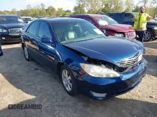 2006 Toyota Camry LE with VIN 4T1BE32K96U143164, listed as a IAAI auction lot 43293232 with 166,272 mi miles and . Bid and sale history available at DreamBid. Image 1.