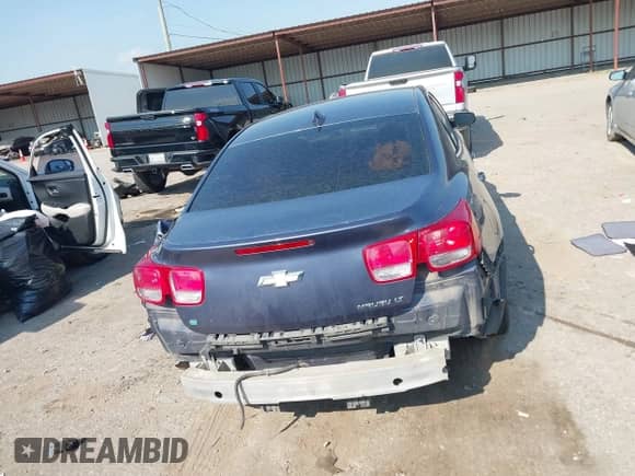 2015 Chevrolet Malibu LT с VIN 1G11C5SL5FF275684, выставлен на аукционе IAAI как лот 43189726 с пробегом 147 209 миль миль и . История ставок и продаж доступна на DreamBid. Изображение 16.