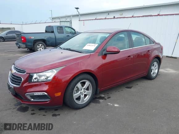 2015 Chevrolet Cruze LT с VIN 1G1PC5SB7F7186811, выставлен на аукционе IAAI как лот 43022371 с пробегом 65 744 миль миль и . История ставок и продаж доступна на DreamBid. Изображение 17.
