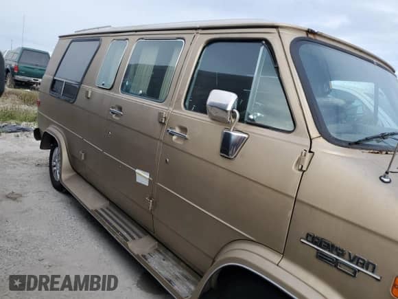 1989 Chevrolet Chevy Van with VIN 1GBEG25K2K7120100, listed as a Copart auction lot 75508934 with Not provided miles and Salvage title. Bid and sale history available at DreamBid. Image 13.