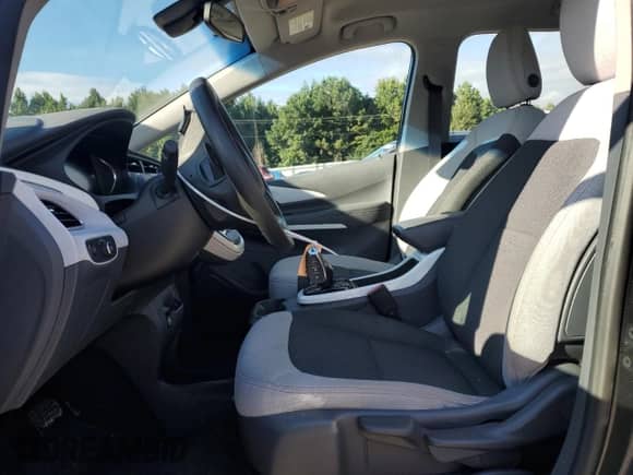 2018 Chevrolet Bolt EV LT с VIN 1G1FW6S07J4136279, выставлен на аукционе Copart как лот 81109215 с пробегом 30 378 миль миль и Списание • Salvage title. История ставок и продаж доступна на DreamBid. Изображение 7.