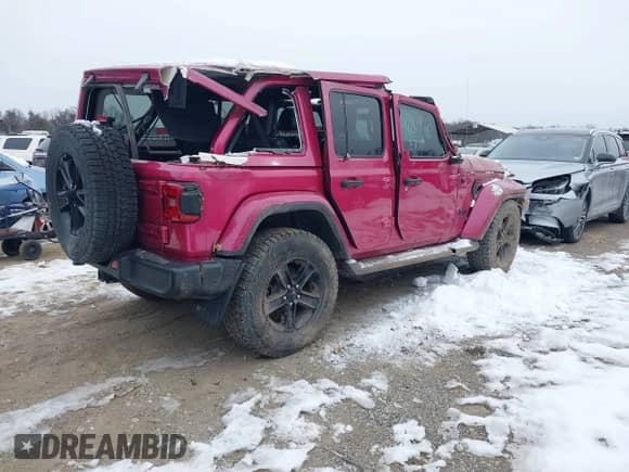 2022 Jeep Wrangler Unlimited Sahara with VIN 1C4HJXEG8NW124021, listed as a IAAI auction lot 41269073 with 33,346 mi miles and . Bid and sale history available at DreamBid. Image 4.