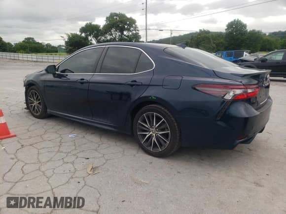 2021 Toyota Camry SE z VIN 4T1S11AK3MU521896, wystawiony jako Copart lot #60973185 z przebiegiem 108 116 mil mil oraz Szkoda całkowita • Salvage title. Historia ofert i sprzedaży dostępna na DreamBid. Obrazek 2.