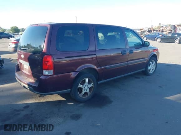 2008 Chevrolet Uplander LS с VIN 1GNDV23W48D133368, выставлен на аукционе IAAI как лот 42651568 с пробегом 197 359 миль миль и . История ставок и продаж доступна на DreamBid. Изображение 4.