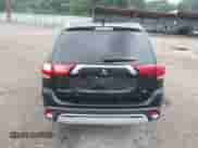 2020 Mitsubishi Outlander SE z VIN JA4AD3A3XLZ030748, wystawiony jako IAAI lot #42352856 z przebiegiem 139 556 mil mil oraz . Historia ofert i sprzedaży dostępna na DreamBid. Obrazek 17.