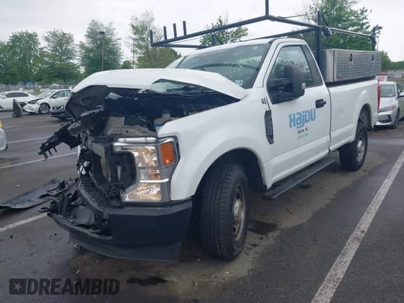 2022 Ford F-250 XL z VIN 1FTBF2A66NEG45011, wystawiony jako IAAI lot #42244779 z przebiegiem 64 524 mil mil oraz . Historia ofert i sprzedaży dostępna na DreamBid. Obrazek 17.