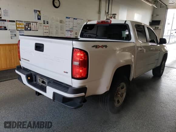 2021 Chevrolet Colorado 4WD LT with VIN 1GCGTCEN4M1296376, listed as a Copart auction lot 68688865 with 57,472 mi miles and Clean title. Bid and sale history available at DreamBid. Image 3.
