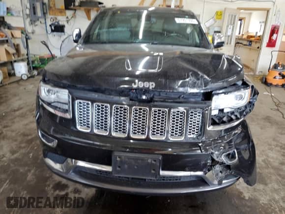 2014 Jeep Grand Cherokee Summit with VIN 1C4RJFJT8EC500512, listed as a Copart auction lot 67991355 with 127,729 mi miles and Non repairable. Bid and sale history available at DreamBid. Image 5.