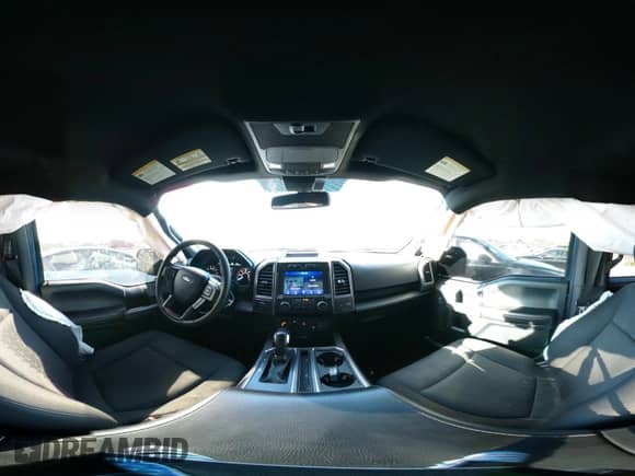 2019 Ford F-150 XLT z VIN 1FTEW1EP0KFD44783, wystawiony jako IAAI lot #43076572 z przebiegiem 90 588 mil mil oraz . Historia ofert i sprzedaży dostępna na DreamBid. Obrazek 18.