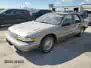 1995 Chevrolet Caprice с VIN 1G1BL52W0SR112951, выставлен на аукционе Copart как лот 69757535 с пробегом Не указан миль и Списание • Salvage title. История ставок и продаж доступна на DreamBid. Изображение 1.
