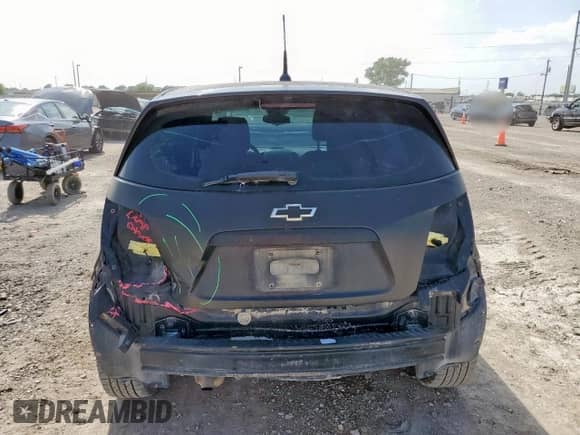 2012 Chevrolet Sonic LT z VIN 1G1JD6SH0C4152025, wystawiony jako Copart lot #65154675 z przebiegiem 154 760 mil mil oraz Szkoda całkowita • Salvage title. Historia ofert i sprzedaży dostępna na DreamBid. Obrazek 6.