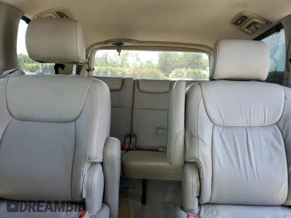 2007 Toyota Sienna XLE z VIN 5TDZK22C97S028813, wystawiony jako Copart lot #63602205 z przebiegiem Nie podano mil oraz Szkoda całkowita • Salvage title. Historia ofert i sprzedaży dostępna na DreamBid. Obrazek 10.