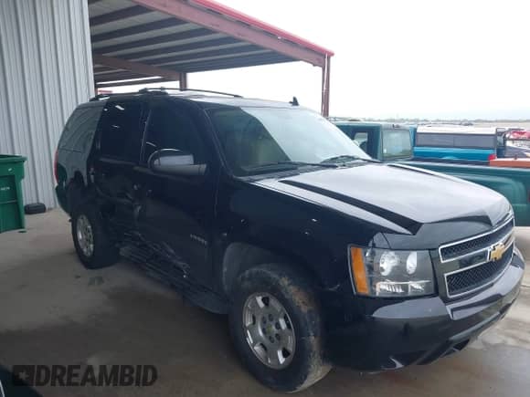 2013 Chevrolet Tahoe LS z VIN 1GNSCAE04DR287477, wystawiony jako IAAI lot #41878790 z przebiegiem Nie podano mil oraz . Historia ofert i sprzedaży dostępna na DreamBid. Obrazek 6.