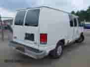 2000 Ford Econoline Cargo с VIN 1FTRE14W0YHA04933, выставлен на аукционе IAAI как лот 42993044 с пробегом 99 118 миль миль и . История ставок и продаж доступна на DreamBid. Изображение 4.