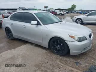 2007 BMW 5 Series 550i с VIN WBANB53577CN93561, выставлен на аукционе IAAI как лот 42898863 с пробегом 174 880 миль миль и . История ставок и продаж доступна на DreamBid. Изображение 1.